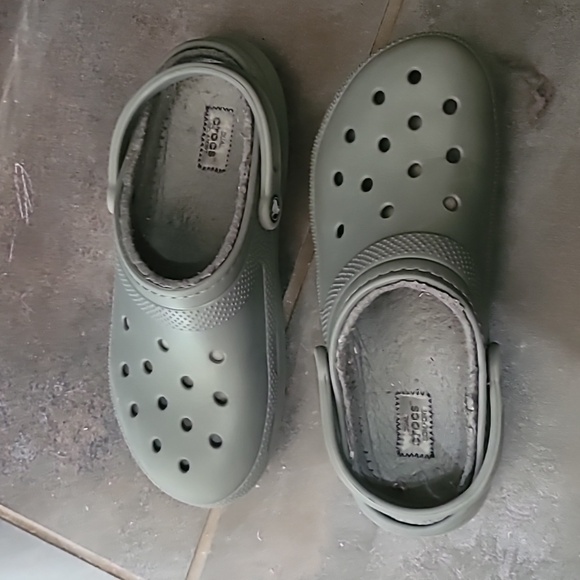 CROCS Other - Classic Crocs Lined Fuzzy Warm Grey Charcoal Size 8 Women & 10 men's Slip Ons